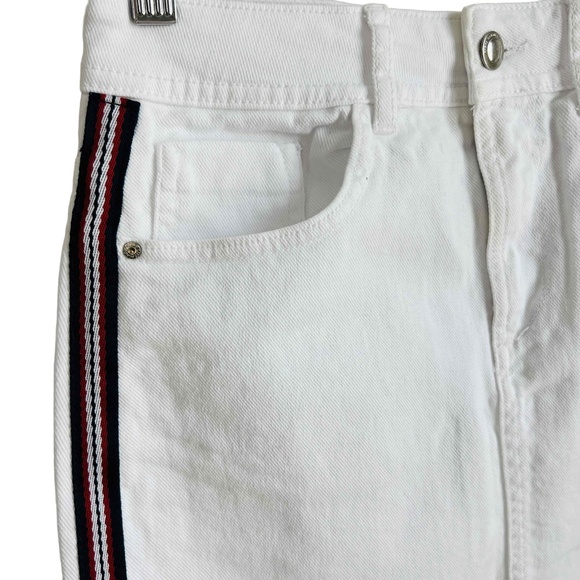 Zara Basic Size Small Skirt White Denim Mini‎ Frayed Hem Striped Trim - Picture 5 of 10